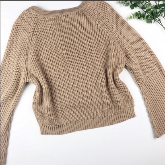 🌸Lace Up Flared Sleeve Sweater - Picture 5 of 6